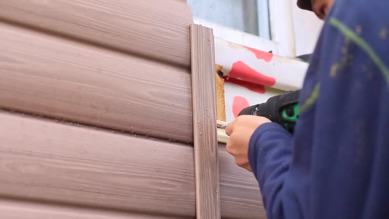 Affordable siding repair and maintenance services in Richmond, CA